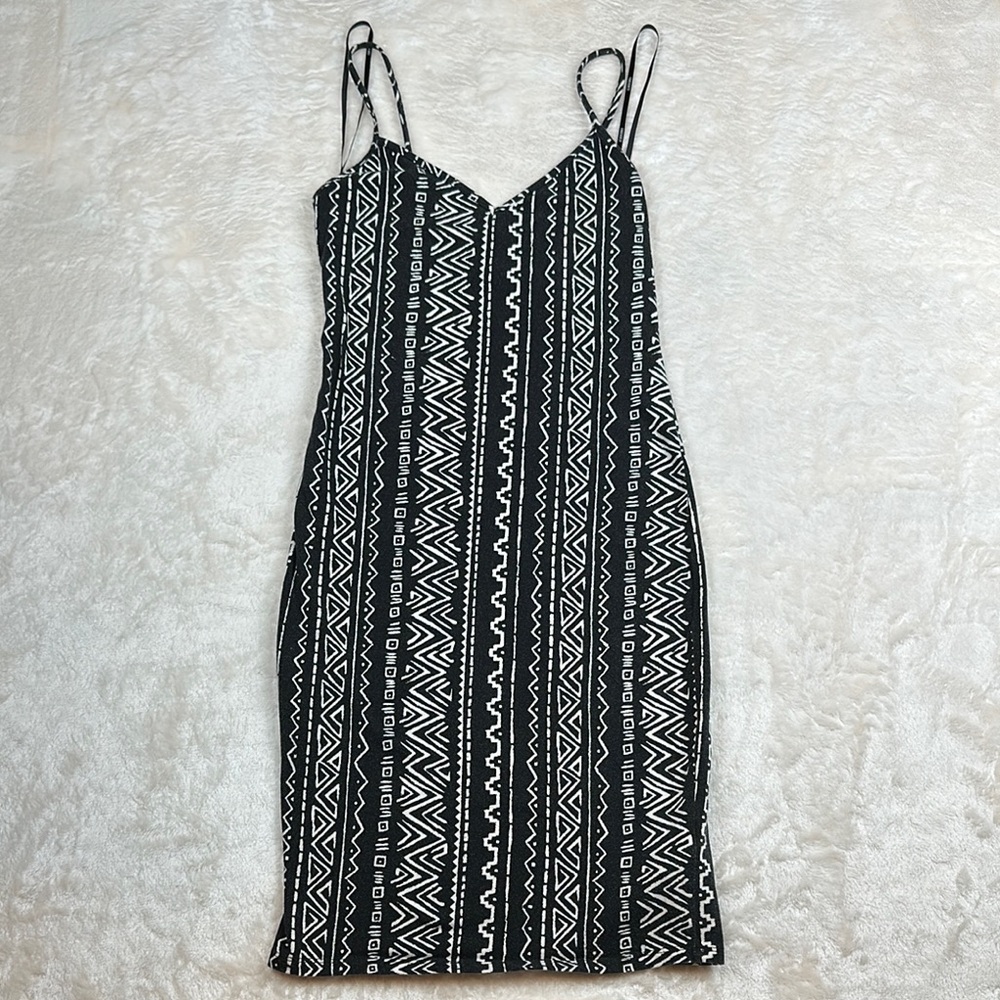 Forever 21 Black and White Mini Slip Dress